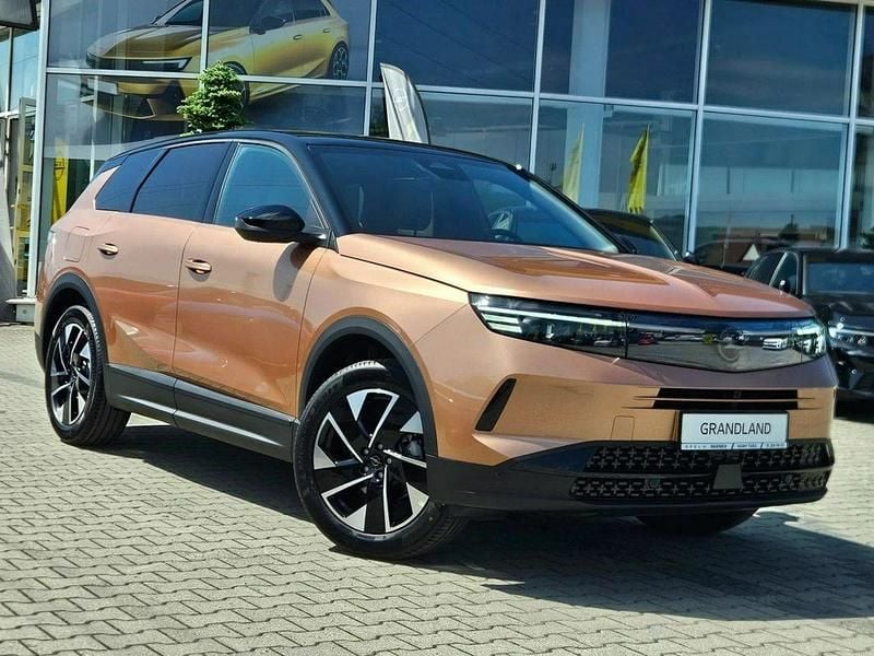 Złoty (metalik) Nowe 2025 Opel Grandland X SUV | 151 900 zł (Uczciwa cena) - Obraz 1/4