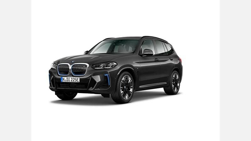 Używany BMW iX3 Shadowline 210 kW (286 KM) 2023 Szary sophisto z brylantowym połyskiem metalizowany SUV