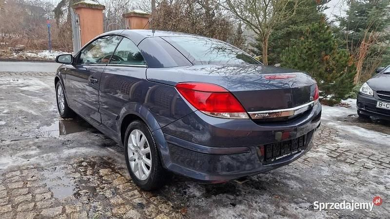 Używany Opel Astra Cabriolet 2007 Niebieski Kabriolet