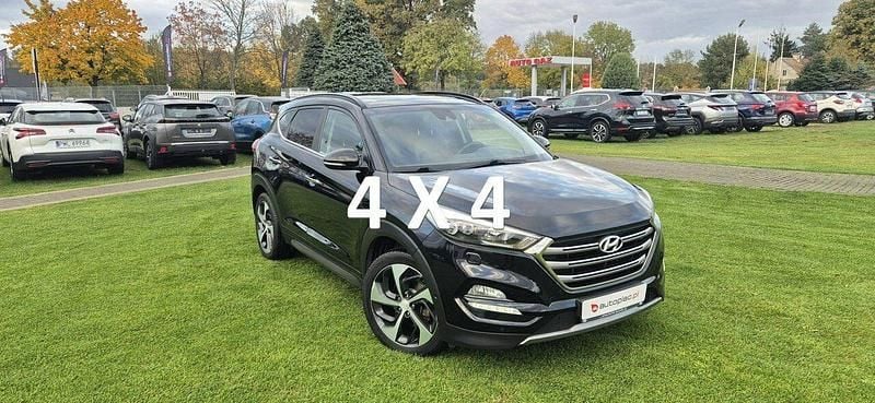 Czarny Używany 2016 Hyundai Tucson SUV | 68 800 zł (Uczciwa cena) - Obraz 1/4