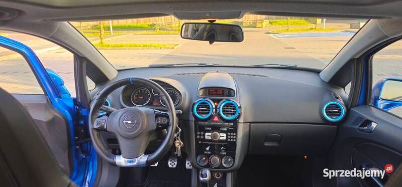 Niebieski Używany 2008 Opel Corsa OPC Coupe | 28 900 zł - Obraz 1/4