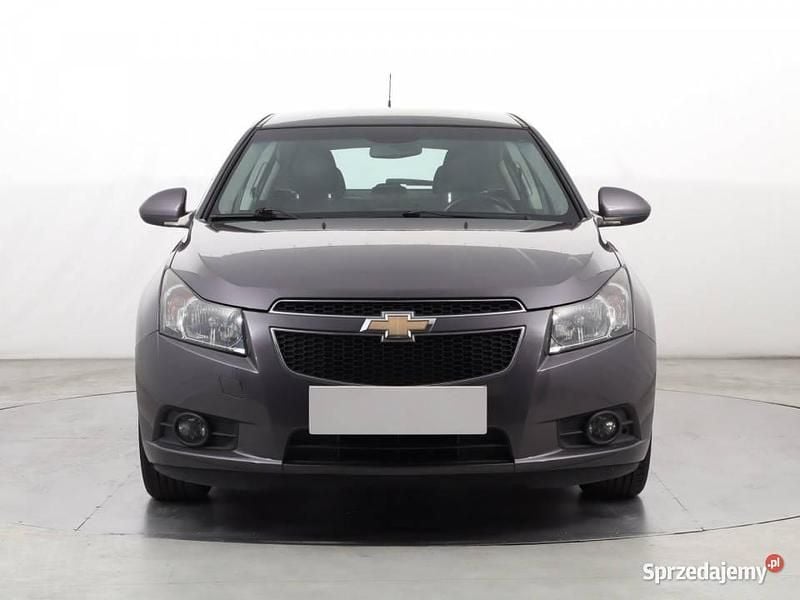 Szary Używany 2013 Chevrolet Cruze Hatchback | 16 499 zł (Uczciwa cena) - Obraz 1/4