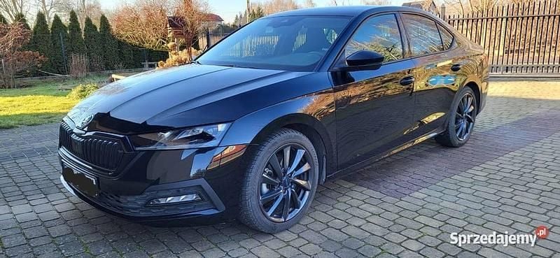 Używany 2024 Skoda Octavia Dynamic | 129 500 zł - Obraz 1/4