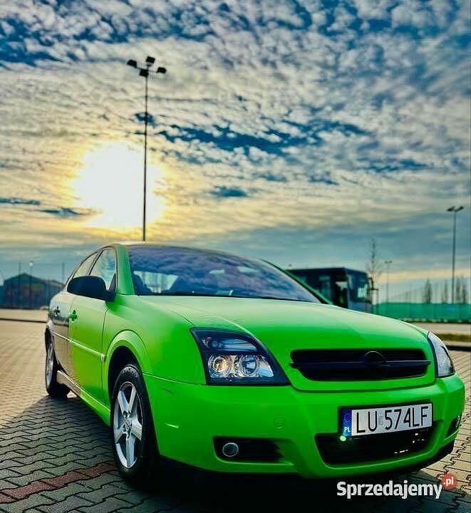 Inny kolor Używany 2004 Opel Vectra GTS Sedan/Limuzyna | 14 000 zł - Obraz 1/4