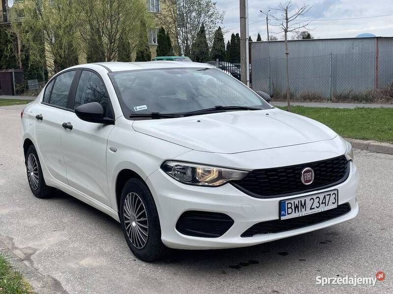 Biały Używany 2016 Fiat Tipo Sedan/Limuzyna | 25 500 zł (Dość drogi) - Obraz 1/4