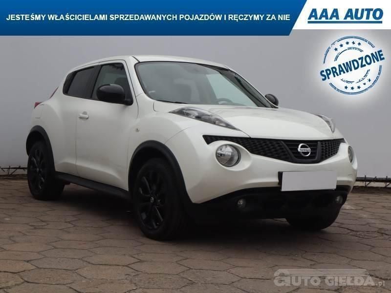 Biały Używany 2013 Nissan Juke SUV | 35 999 zł (Uczciwa cena) - Obraz 1/4