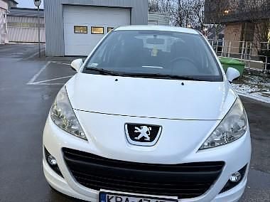 Używany Peugeot 207 70 KM (51 kW) 2010 Biały Hatchback