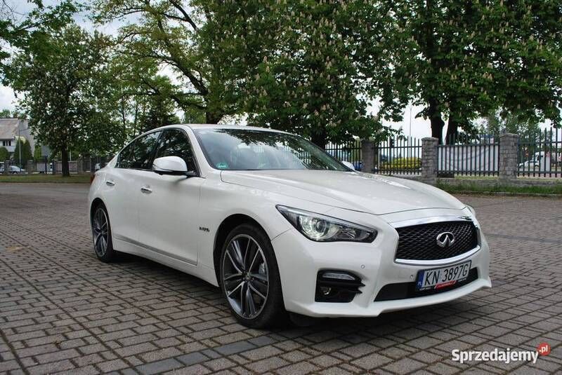 Używany 2017 Infiniti Q50 Sedan/Limuzyna | 93 900 zł - Obraz 1/4