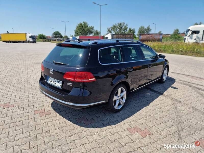Używany VW Passat Highline 2012 Czarny Kombi