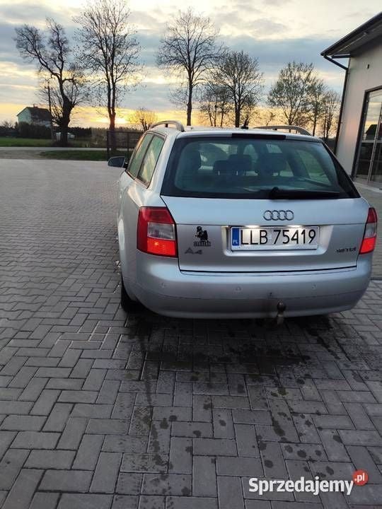 Srebrny Używany 2004 Audi A4 Kombi | 14 000 zł (Drogi) - Obraz 1/4