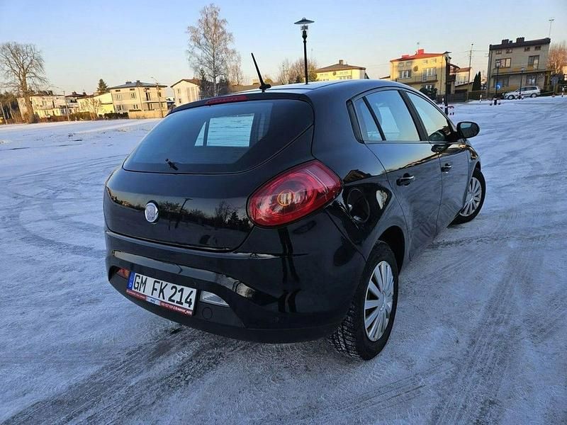 Używany Fiat Bravo 140 KM (102 kW) 2010 Czarny (metalik) Hatchback