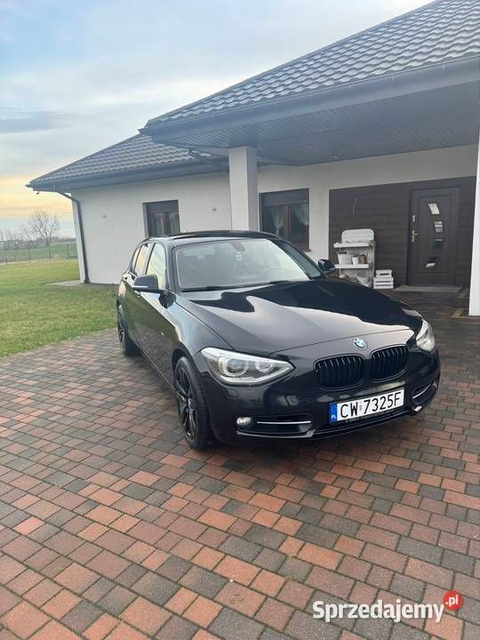 Czarny Używany 2013 BMW 120 Comfort Edition Hatchback | 42 000 zł (Dość drogi) - Obraz 1/4