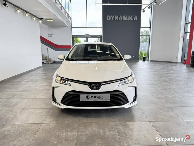Biały Używany 2022 Toyota Corolla Comfort Sedan/Limuzyna | 76 500 zł (Uczciwa cena) - Obraz 1/3