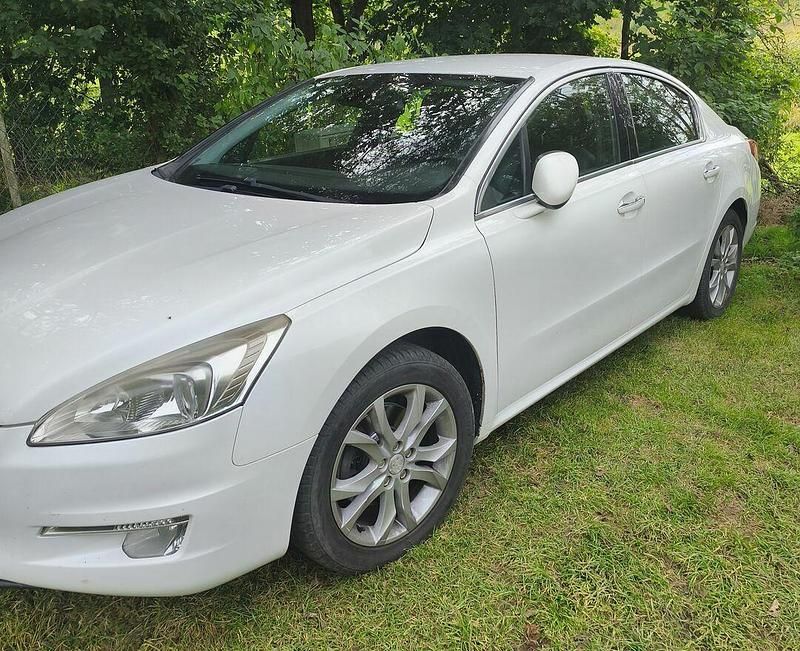 Biały Używany 2011 Peugeot 508 Sedan/Limuzyna | 25 500 zł (Uczciwa cena) - Obraz 1/4