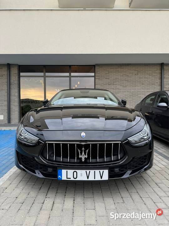 Czarny Używany 2019 Maserati Ghibli Coupe | 169 000 zł (Dość drogi) - Obraz 1/4