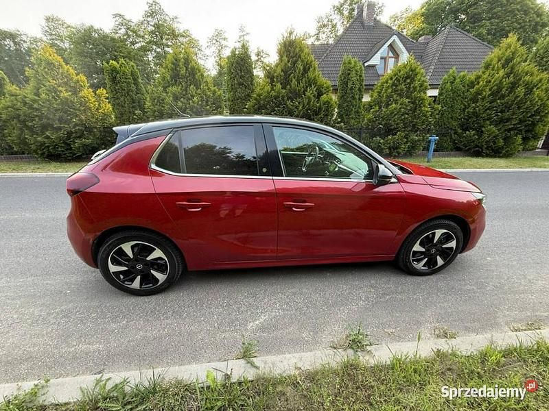 Używany Opel Corsa-e Elegance 100 kW (136 KM) 2021 Czerwony Hatchback