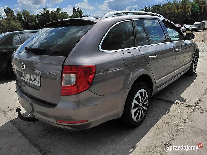 Używany 2011 Skoda Superb | 20 000 zł (Super Cena) - Obraz 1/4