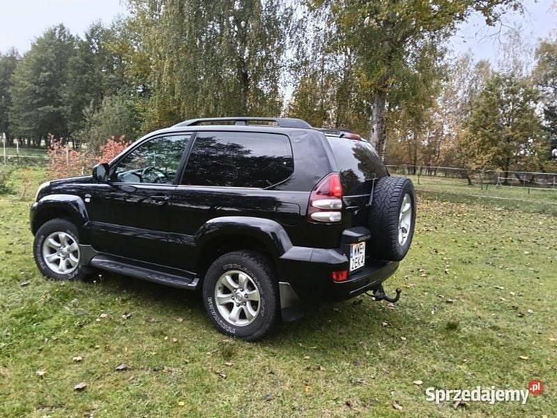 Czarny Używany 2005 Toyota Land Cruiser SUV | 54 900 zł (Dobra cena) - Obraz 1/4