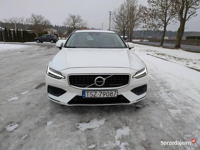 Używany Volvo V60 2020 Biały Kombi