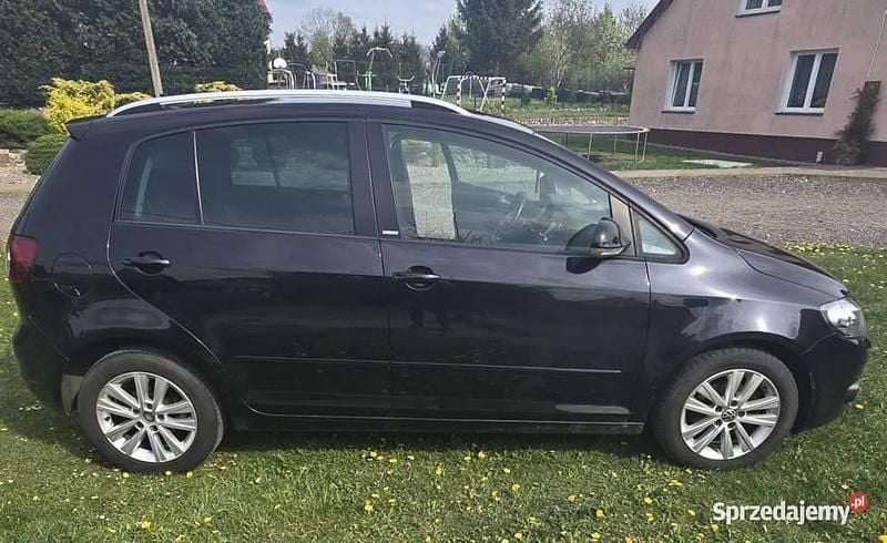 Używany VW Golf Plus Cross 105 KM (77 kW) 2011 Minivan