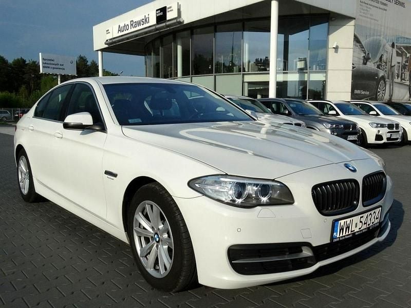 Biały Używany 2013 BMW 520 Sedan/Limuzyna | 175 000 zł - Obraz 1/1