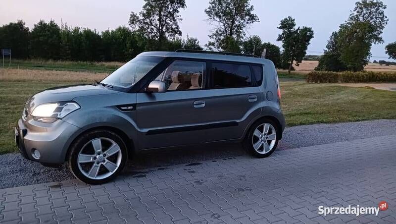 Używany Kia Soul 2009 Srebrny SUV