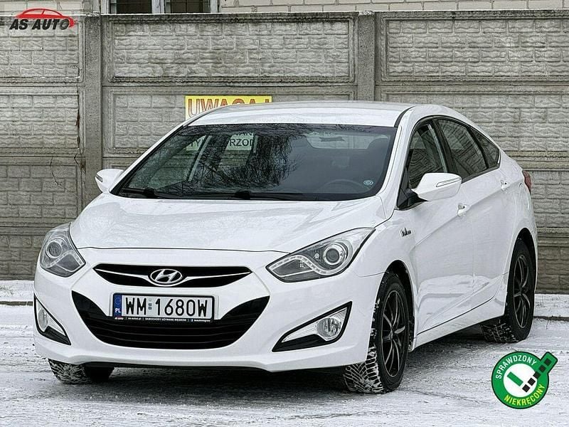 Używany Hyundai i40 135 KM (99 kW) 2013 Biały Sedan/Limuzyna
