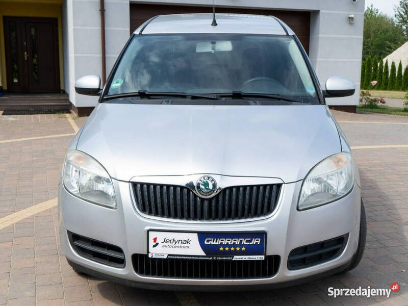 Srebrny Używany 2009 Skoda Roomster Minivan | 16 800 zł - Obraz 1/4