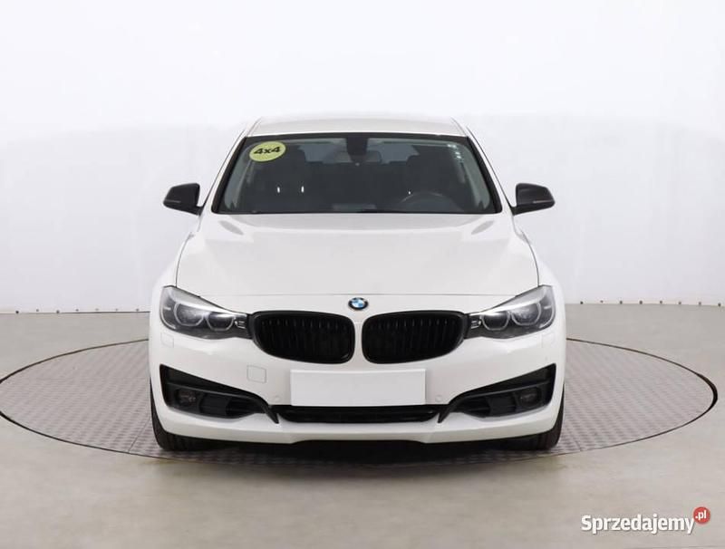Biały Używany 2016 BMW 320 Gran Turismo Sedan/Limuzyna | 59 999 zł - Obraz 1/4