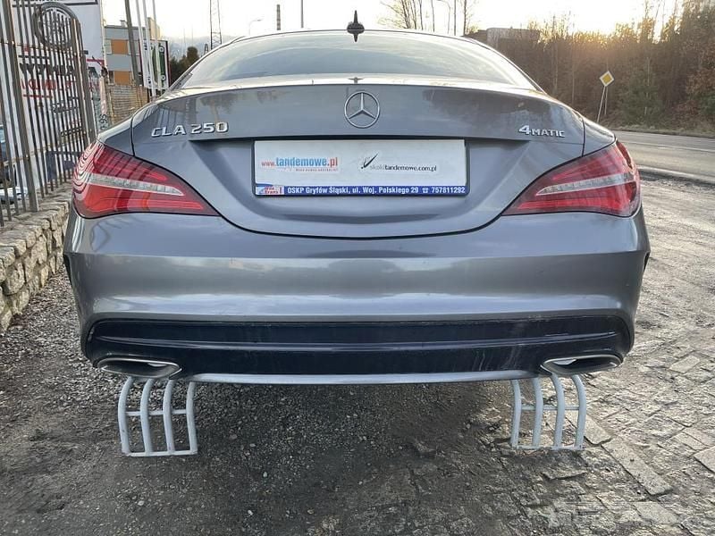 Używany Mercedes CLA250 AMG 210 KM (154 kW) 2017 Grafitowy metalik Sedan/Limuzyna