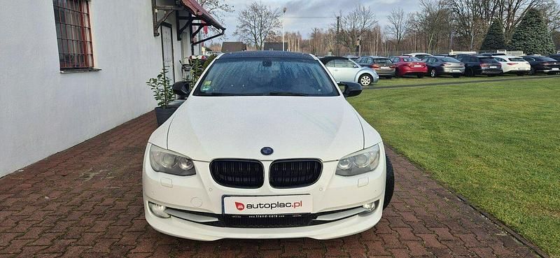 Używany BMW 325 218 KM (160 kW) 2010 Biały Coupe