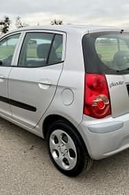 Używany Kia Picanto 65 KM (47 kW) 2008 Srebrny Hatchback