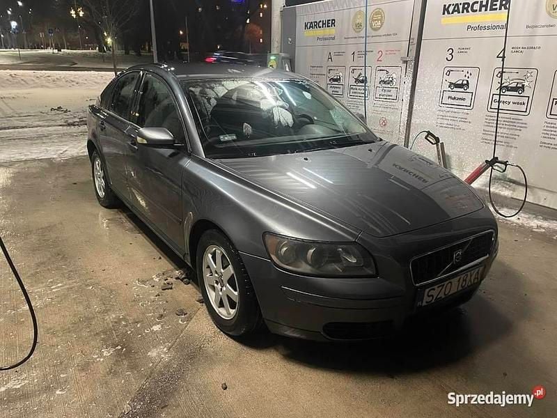 Używany 2005 Volvo S40 Sedan/Limuzyna | 6900 zł (Uczciwa cena) - Obraz 1/4