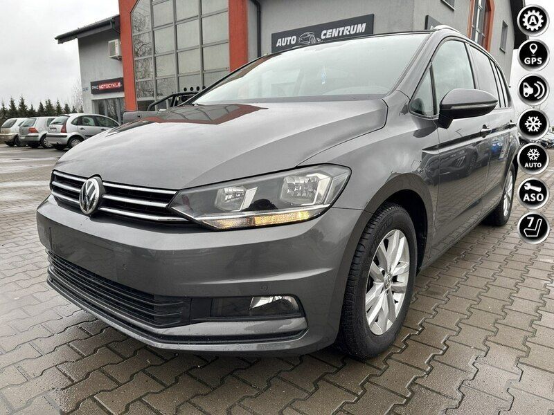 Szary (metalik) Używany 2016 VW Touran Minivan | 49 900 zł (Uczciwa cena) - Obraz 1/4