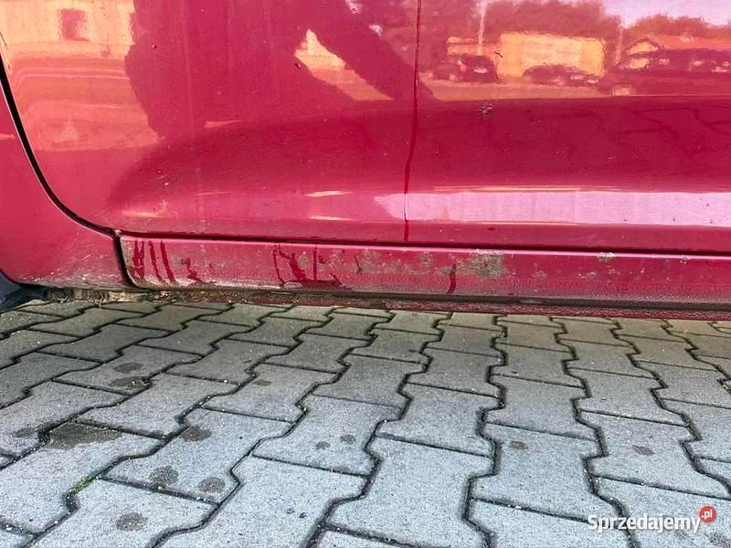 Czerwony Używany 2007 Kia Ceed Hatchback | 6500 zł (Drogi) - Obraz 1/4