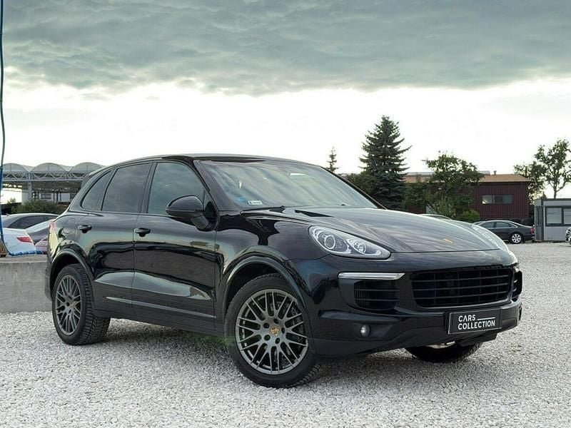 Czarny Używany 2016 Porsche Cayenne Edition SUV | 139 900 zł (Super Cena) - Obraz 1/4