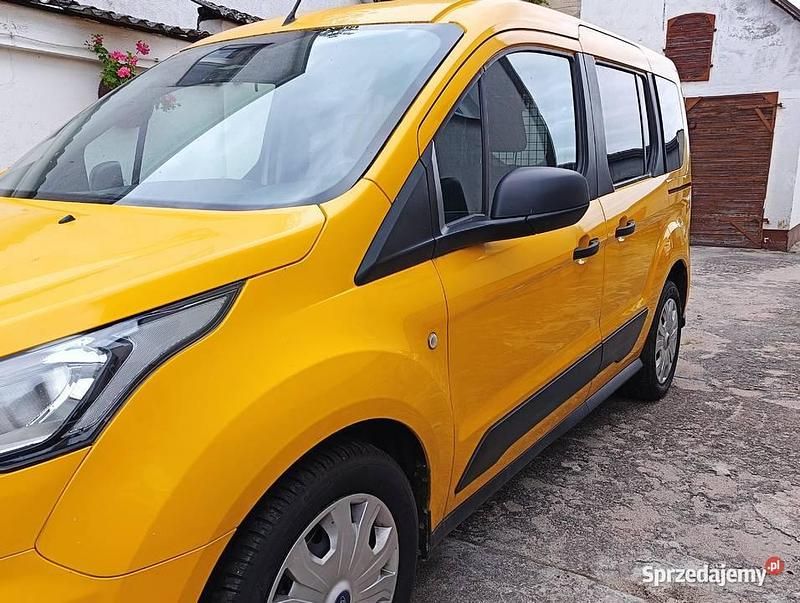 Żółty Używany 2021 Ford Transit Connect Minivan | 46 500 zł (Super Cena) - Obraz 1/4