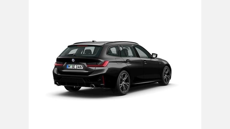 Używany BMW 320 Comfort Edition 190 KM (139 kW) 2022 Czarny szafir metalizowany Kombi