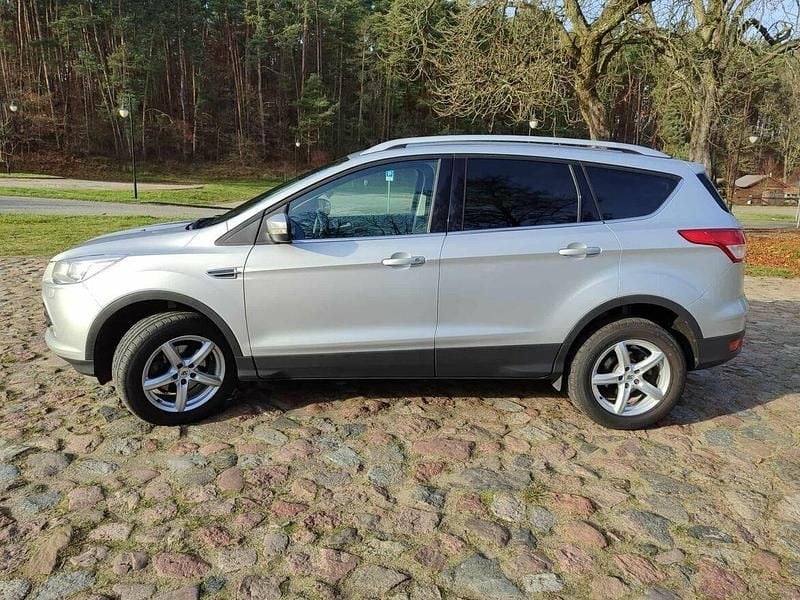 Używany Ford Kuga 2016 Srebrny SUV