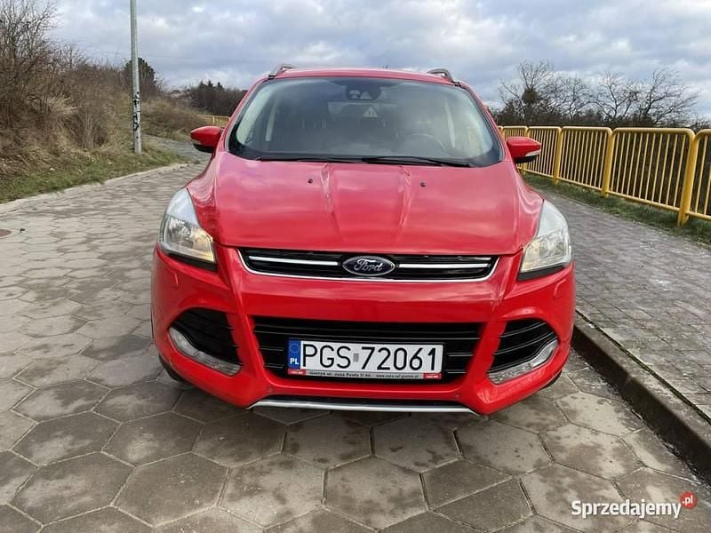 Czerwony Używany 2015 Ford Kuga SUV | 39 999 zł (Dobra cena) - Obraz 1/4