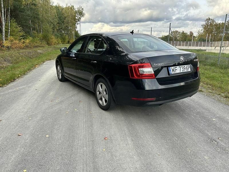 Czarny Używany 2017 Skoda Octavia Sedan/Limuzyna | 46 999 zł (Super Cena) - Obraz 1/4