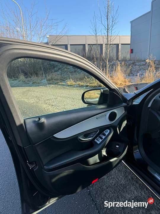 Używany Mercedes 220 2014