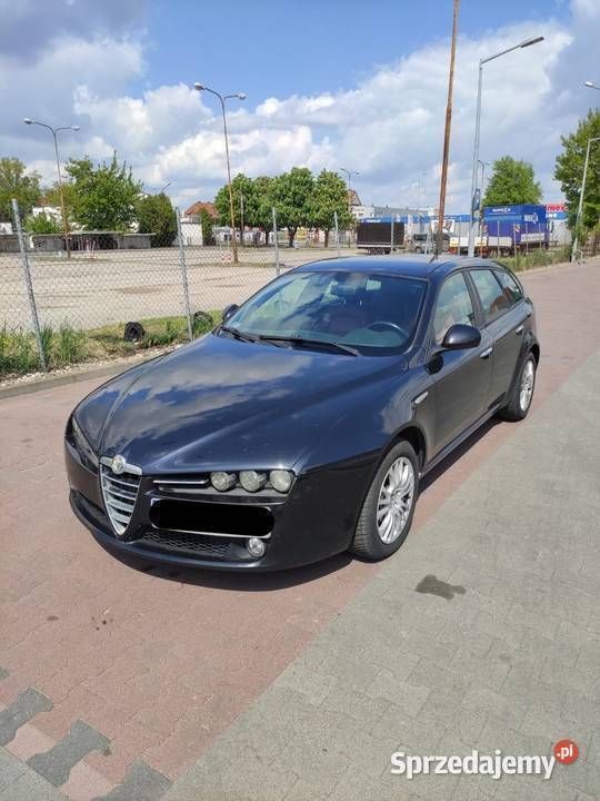 Czarny Używany 2010 Alfa Romeo 159 Kombi | 21 900 zł - Obraz 1/4