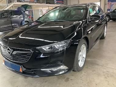 Czarny Używany 2019 Opel Insignia Sport Kombi | 55 000 zł (Dość drogi) - Obraz 1/4