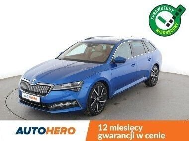 Niebieski Używany 2020 Skoda Superb Kombi | 90 900 zł (Uczciwa cena) - Obraz 1/3