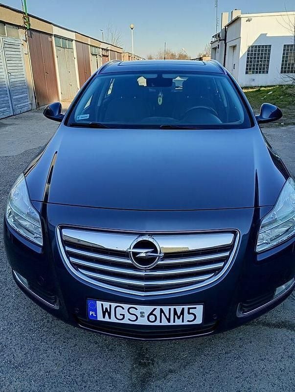 Szary Używany 2009 Opel Insignia Kombi | 19 999 zł (Uczciwa cena) - Obraz 1/4