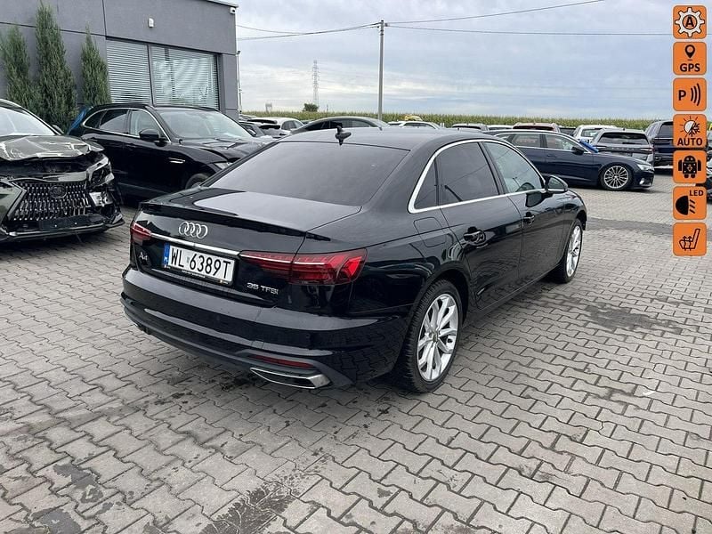 Czarny (metalik) Używany 2022 Audi A4 Sedan/Limuzyna | 74 900 zł - Obraz 1/4