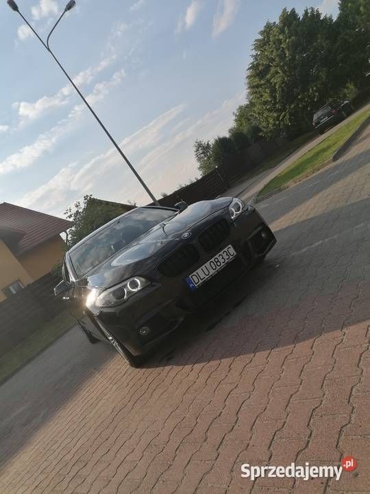 Używany BMW 530 2011 Czarny Sedan/Limuzyna