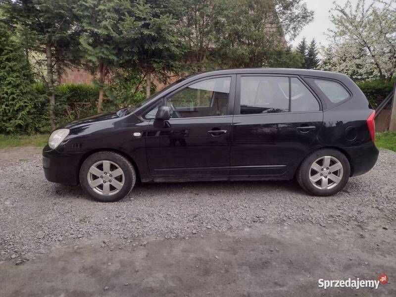 Używany Kia Carens 2007 Czarny Minivan