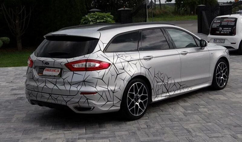 Używany Ford Mondeo 240 KM (176 kW) 2017 Srebrny (metalik) Sedan/Limuzyna
